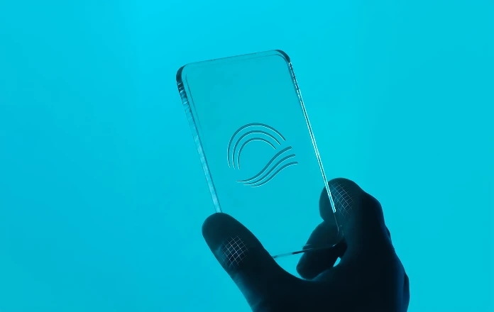 Finzeka mobile app held in hand