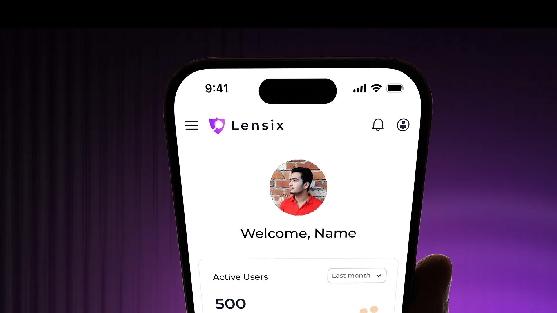 Lensix mobile app welcome screen with active users summary